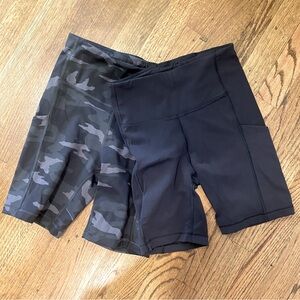 Womens athleta ultimate stash pocket shorts 7” two pair black and grey camo